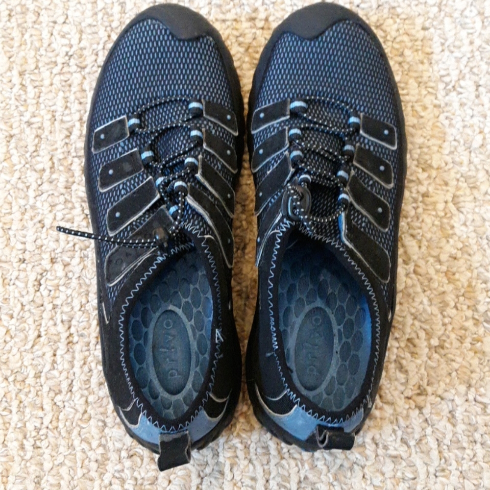 Pr!vo shoes